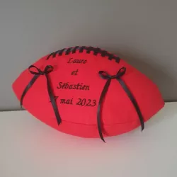 coussin mariage rugby rouge et noir