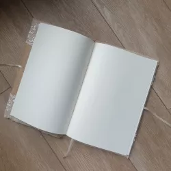 livre d'or ouvert
