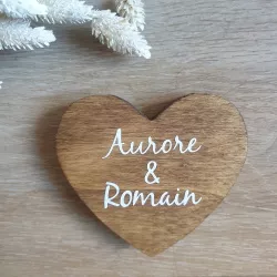 boite en bois pour les alliances personnalisée avec prénoms sur le couvercle