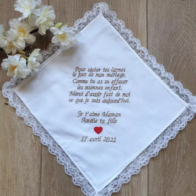 Mouchoir blanc, brodé avec texte personnalisable, avec dentelle autour