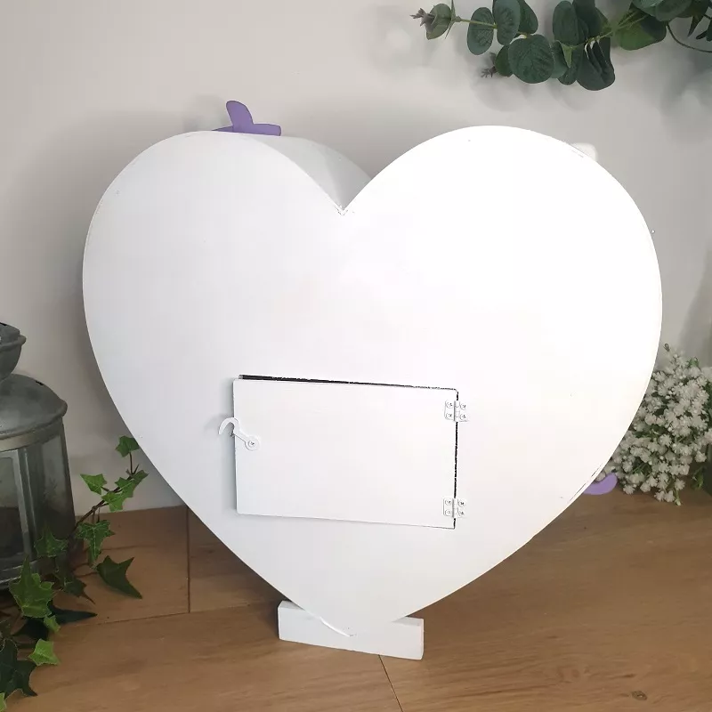 trappe urne cœur debout