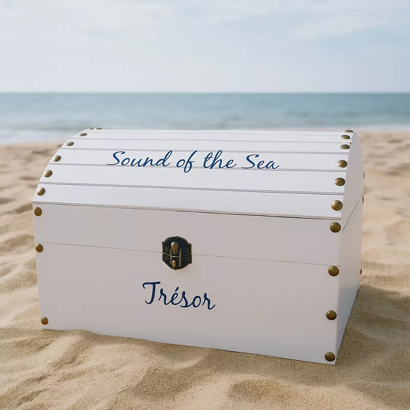 Coffre bois blanc personnalisé pour un décor de mer